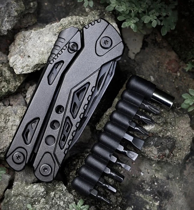 Multi-Outdoor-Pocket-Swiss-Knife-Camping-Knife-Equipment.webp (3)